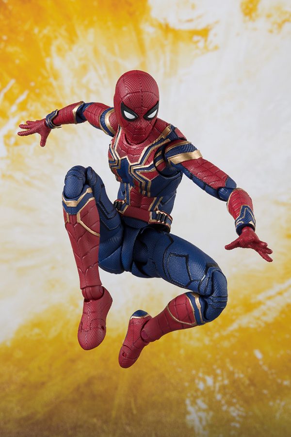 BANDAI AIW IRON SPIDER & TAMASHII STAGE SHF - immagine 3