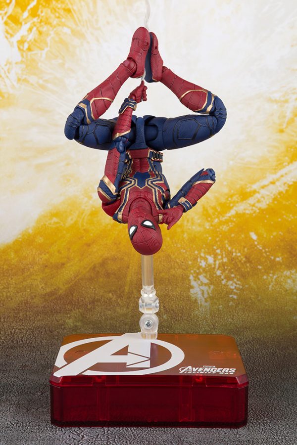 BANDAI AIW IRON SPIDER & TAMASHII STAGE SHF - immagine 8