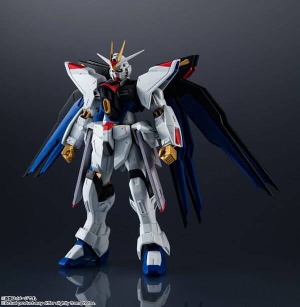 BANDAI GUNDAM UNIVERSE ZGMF-X20A Strike Freedom Gundam 15 cm - immagine 2