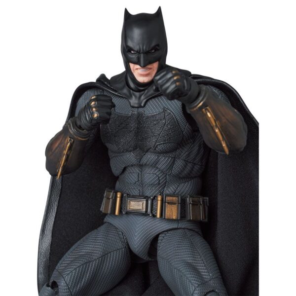 MAFEX Batman - Batman (Zack Snyders Justice League Ver.) - immagine 10