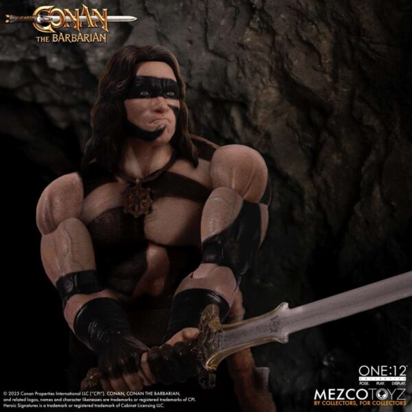 MEZCO Conan the Barbarian Action Figure 1/12 - Conan (1982) 16 cm - immagine 5